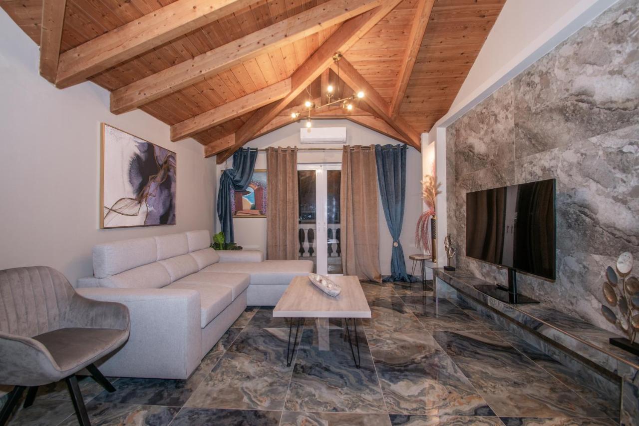 Casa Di Voz Shared Villa Studios By "Elite" Gaitani Екстер'єр фото